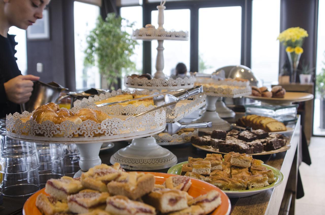 Premium Tower Suites Мендоса Екстериор снимка