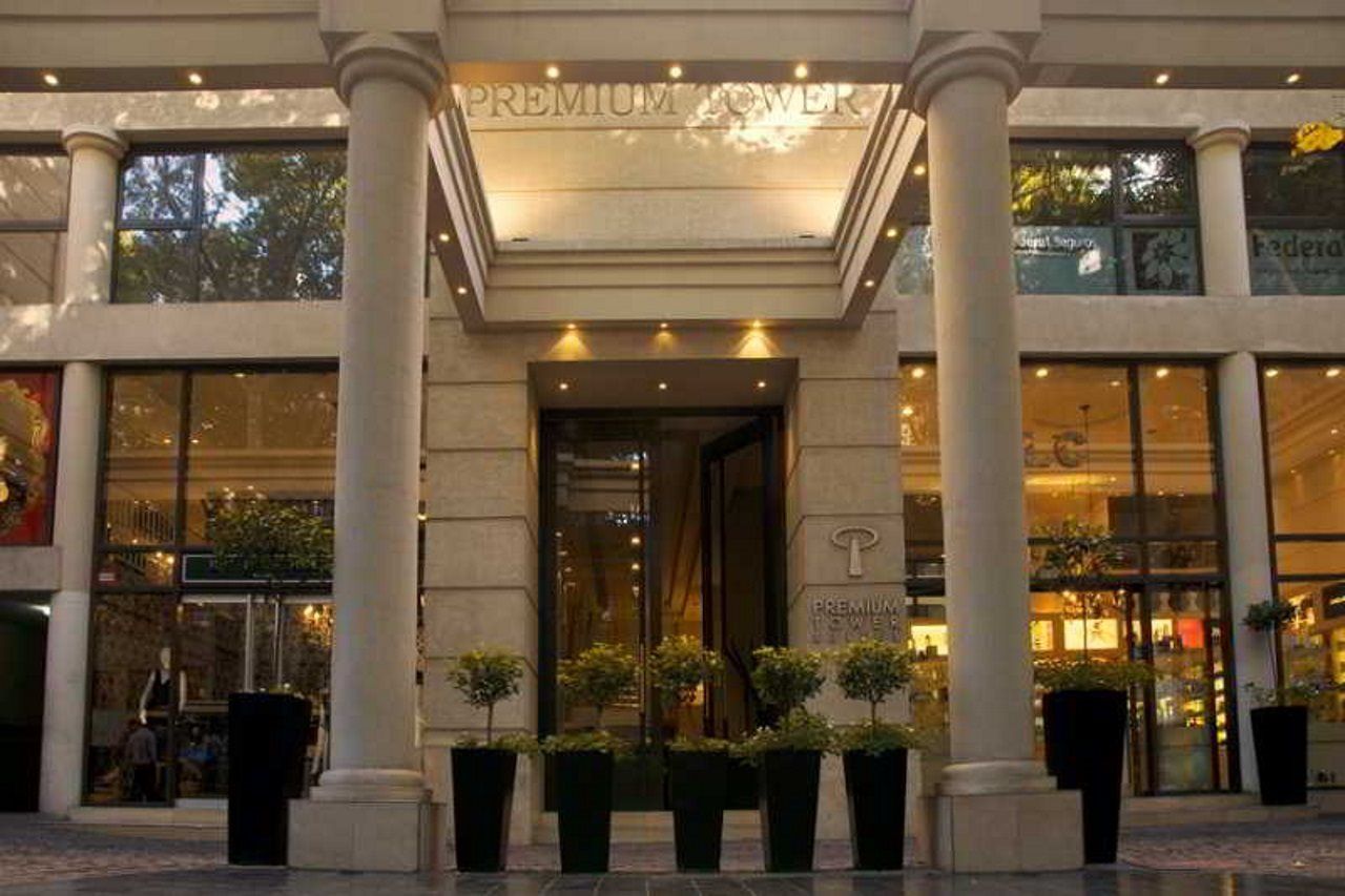 Premium Tower Suites Мендоса Екстериор снимка